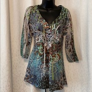 One World soft green print tunic top. NWOT